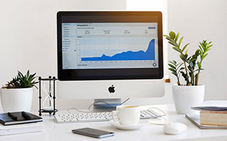 欧冠1/8决赛抽签，皇马再遇曼城，利物浦好签，热刺切尔西迎挑战